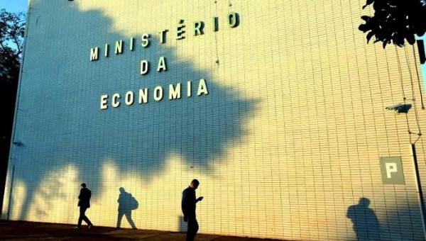 Em 120 dias, gastos públicos federais ultrapassaram R$ 1,7 trilhão; nova ferramenta mostra valor em tempo real